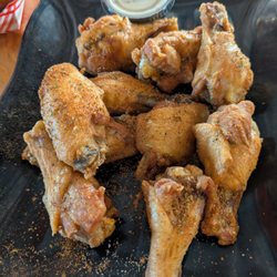 Pub 447 - Wings
