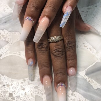 Lovely Nails - Nail Salons Near Me - Vicksburg, Mississippi
