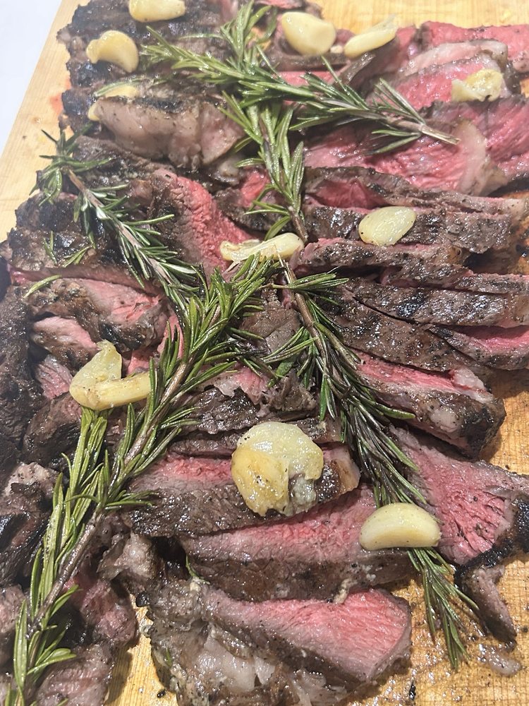 Hampton Prime Meats Logo