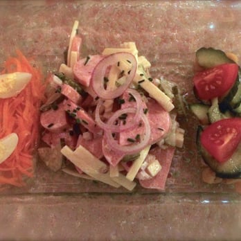 瑞樵閣 - Sausage and Cheese salad. - Fondue Near Me - Hong Kong, HK 瑞樵閣 - Sausage and Cheese salad. - Fondue Near Me - Hong Kong, HK