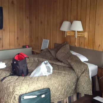 White Eagle Inn - Room 2 - Hotels Near Me - Cortez, Colorado