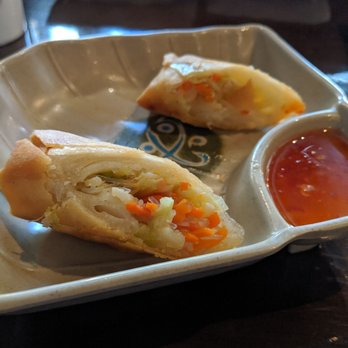 Pisces Sushi - Veggie spring roll - Sushi Bars Near Me - Charlotte, North Carolina Pisces Sushi - Veggie spring roll - Sushi Bars Near Me - Charlotte, North Carolina