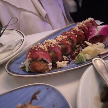 Lefkes - Tuna roll - Mediterranean Near Me - Englewood Cliffs, New Jersey Lefkes - Tuna roll - Mediterranean Near Me - Englewood Cliffs, New Jersey