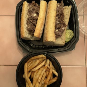 Bailey's Bar & Grille - Cheese Steak - Bars Near Me - Levittown, Pennsylvania