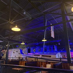 Boil Bay Cajun Seafood and Bar - Inside