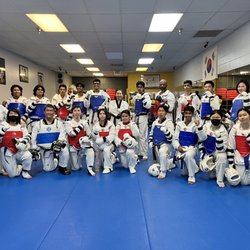 Choi's Institute of Tae Kwon Do - Kyorugi (sparring) class with Olympic medalist/Olympic Referee/USA National Team Member Grand Master Elva Adams