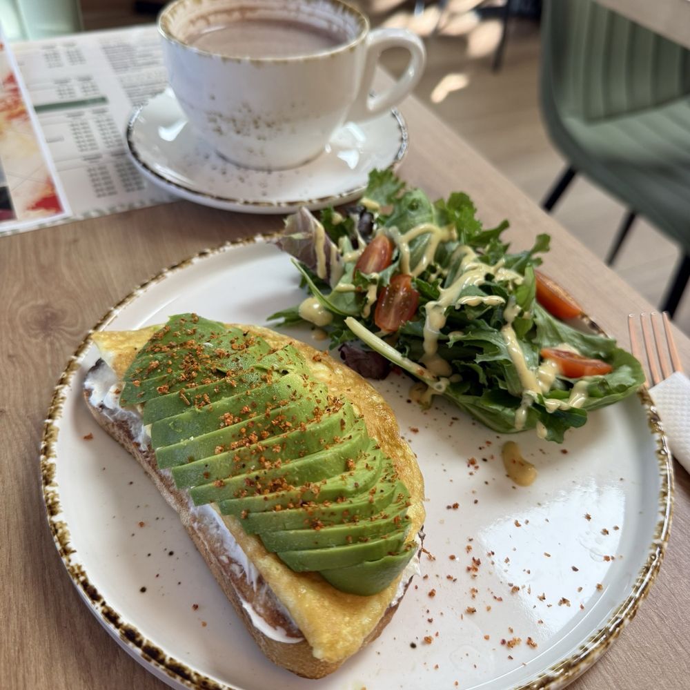 Bohemian House - Scrambled Avocado Toast and Salad - Coffee & Tea Near Me - Glendale, California Bohemian House - Scrambled Avocado Toast and Salad - Coffee & Tea Near Me - Glendale, California