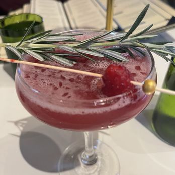 Dapper Dine & Lounge - Cocktail Bars Near Me - Riverside, California