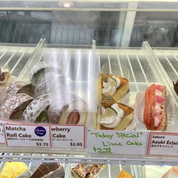 Kulu Kulu - display case - Coffee & Tea Near Me - Honolulu, Hawaii Kulu Kulu - display case - Coffee & Tea Near Me - Honolulu, Hawaii