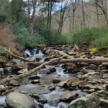 Chimney Tops Trail - Hiking Near Me - Gatlinburg, Tennessee