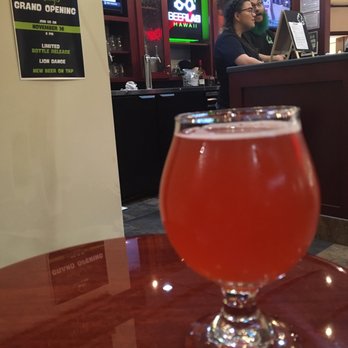 Beer Lab HI - Pinky Blinders - Breweries Near Me - Aiea, Hawaii