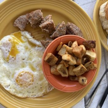 The Flying Biscuit Cafe - Eggs, sausage and potatoes - Breakfast & Brunch Near Me - The Villages, Florida The Flying Biscuit Cafe - Eggs, sausage and potatoes - Breakfast & Brunch Near Me - The Villages, Florida