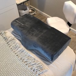 Bella Lash - New lash pillow