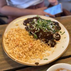 Plaza Coyoacan - Enchiladas