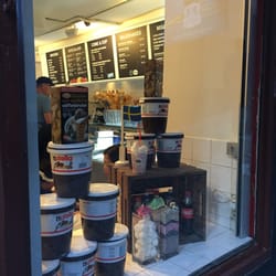Café Kåkbrinken - Nutella window