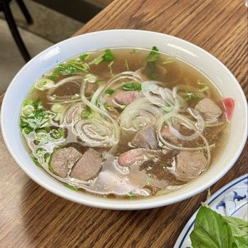 Pho Binh Minh - Seafood Near Me - Langley, British Columbia