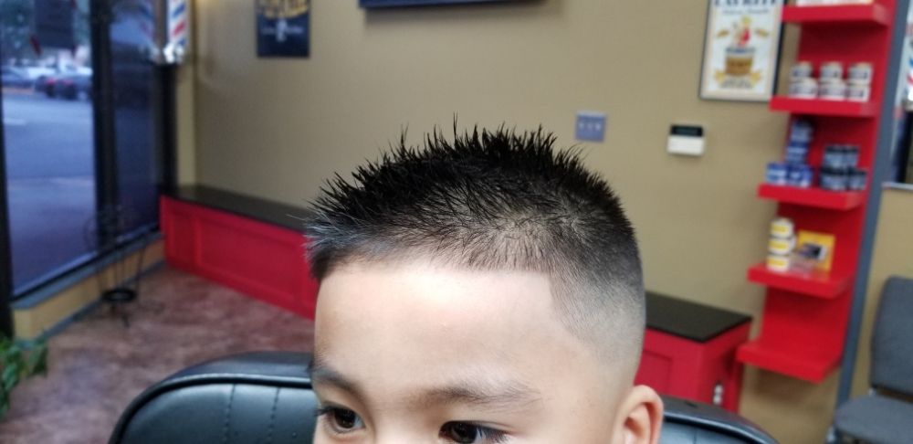 Hat's Off Barbershop Logo