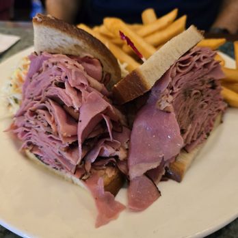 Peter's On Eglinton - Fish & Chips Near Me - Mississauga, Ontario