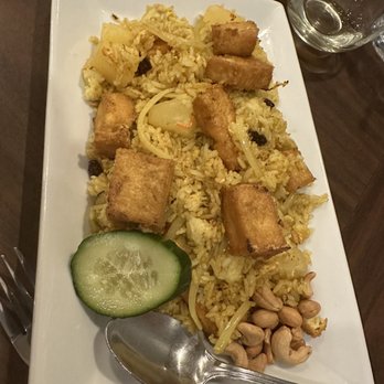 Viet - Thai Restaurant - Pineapple Fried Rice - Thai Near Me - St Peters, Missouri Viet - Thai Restaurant - Pineapple Fried Rice - Thai Near Me - St Peters, Missouri