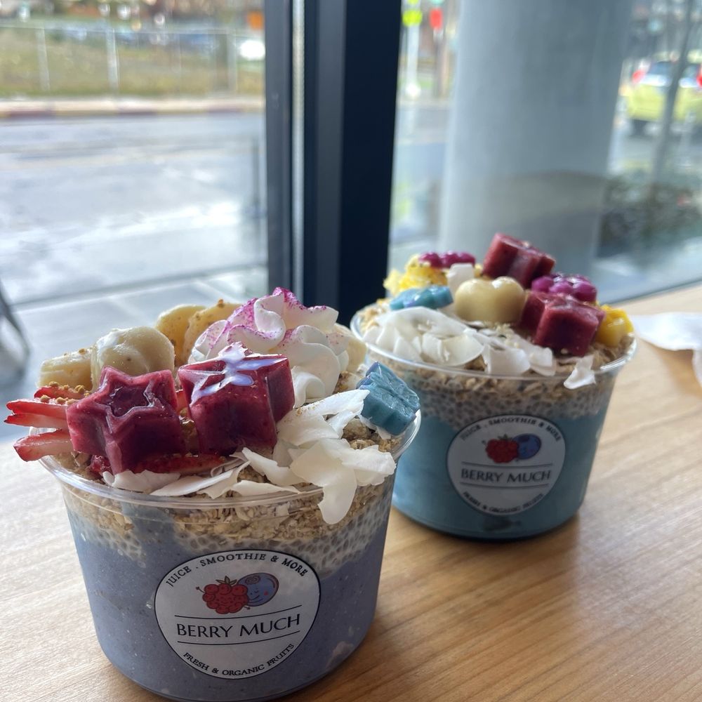 Berry Much - 5- Unicorn Kisses Bowl (left) and 3- Blue Majik Bowl (right) - Juice Bars & Smoothies Near Me - Seattle, Washington Berry Much - 5- Unicorn Kisses Bowl (left) and 3- Blue Majik Bowl (right) - Juice Bars & Smoothies Near Me - Seattle, Washington