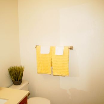 Carolina Townhomes - University Housing Near Me - Logan, Utah Carolina Townhomes - University Housing Near Me - Logan, Utah