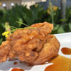 Chicken and waffle with spicy honey
