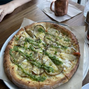 Esters Oneida Park - Pizza Near Me - Denver, Colorado Esters Oneida Park - Pizza Near Me - Denver, Colorado