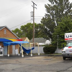 U-Haul Neighborhood Dealer