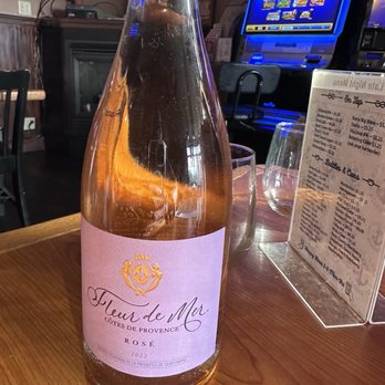 Portway Tavern - Wine not! - New American Near Me - Astoria, Oregon
