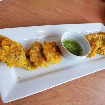 Lareños at Milwaukee Restaurant - Tostones - Puerto Rican Near Me - Milwaukee, Wisconsin Lareños at Milwaukee Restaurant - Tostones - Puerto Rican Near Me - Milwaukee, Wisconsin