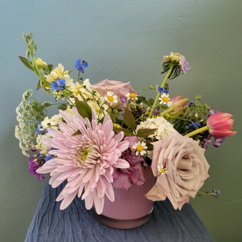 Snapdragon Floral - Florists Near Me - Memphis, Tennessee