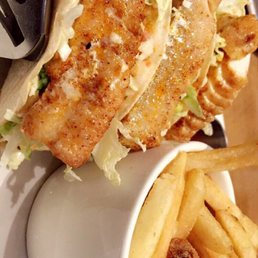 MOXIES SQUARE ONE RESTAURANT - Updated March 2026 - 298 Photos & 157 ...