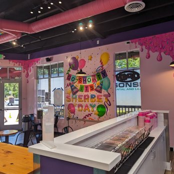 Sip ‘N Sweet - Fun decorations - Ice Cream & Frozen Yogurt Near Me - Clayton, California Sip ‘N Sweet - Fun decorations - Ice Cream & Frozen Yogurt Near Me - Clayton, California