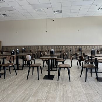 Daily Bánh Mi - Interior  6/2024 - Bakeries Near Me - San Antonio, Texas