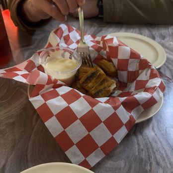Buster's Place - Burgers Near Me - Murfreesboro, Tennessee
