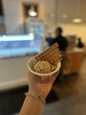 Jeni's Splendid Ice Creams by null