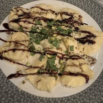 Piccolo Buco by Cooper's Hawk - Wine Bars Near Me - Tampa, Florida