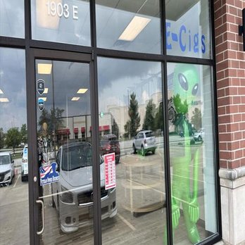 Stardust Vapors - Vape Shops Near Me - Champaign, Illinois