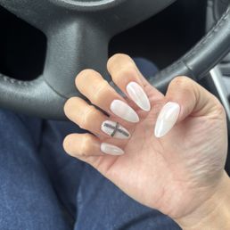 the only design i wanted on both of my ring fingers.