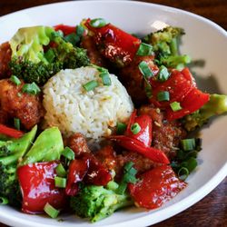 Jake n JOES Sports Grille - Braintree - The General's Chicken