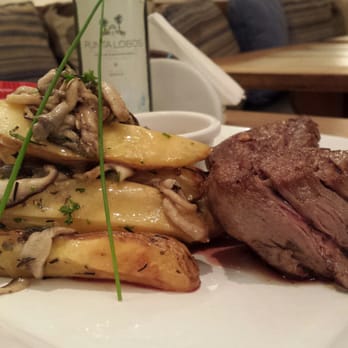 D.R.I - Coração de mignon e batatas com cogumelos. - Restaurants Near Me - Rio de Janeiro, RJ