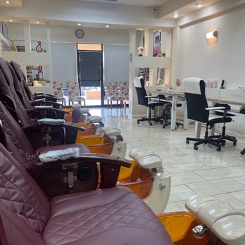 Sunset Nails - Chairs/Interior - Nail Salons Near Me - Mesa, Arizona Sunset Nails - Chairs/Interior - Nail Salons Near Me - Mesa, Arizona