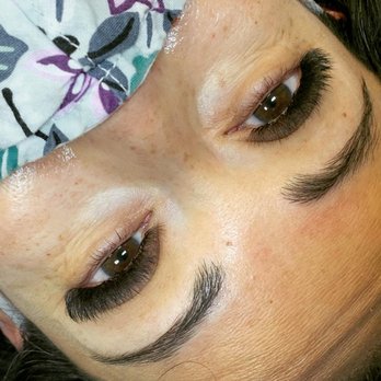 Pragma Beauty - Volume set - Eyelash Service Near Me - Austin, Texas