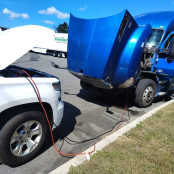 BreakDown B's Emergency Roadside Repair - Heavy duty jump start - Roadside Assistance Near Me BreakDown B's Emergency Roadside Repair - Heavy duty jump start - Roadside Assistance Near Me