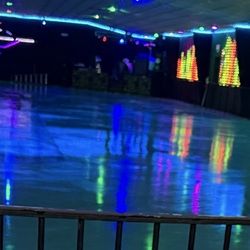 Playland Roller Skating Zone