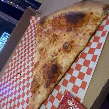 Palms Pizza - Pizza Near Me - Las Vegas, Nevada