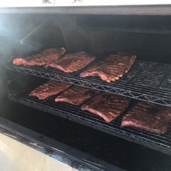 Back Barn Barbecue - Rib smackin' good - Barbeque Near Me - Lamar, South Carolina