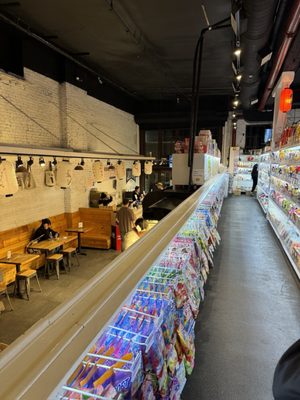 Ten Ichi Mart by null