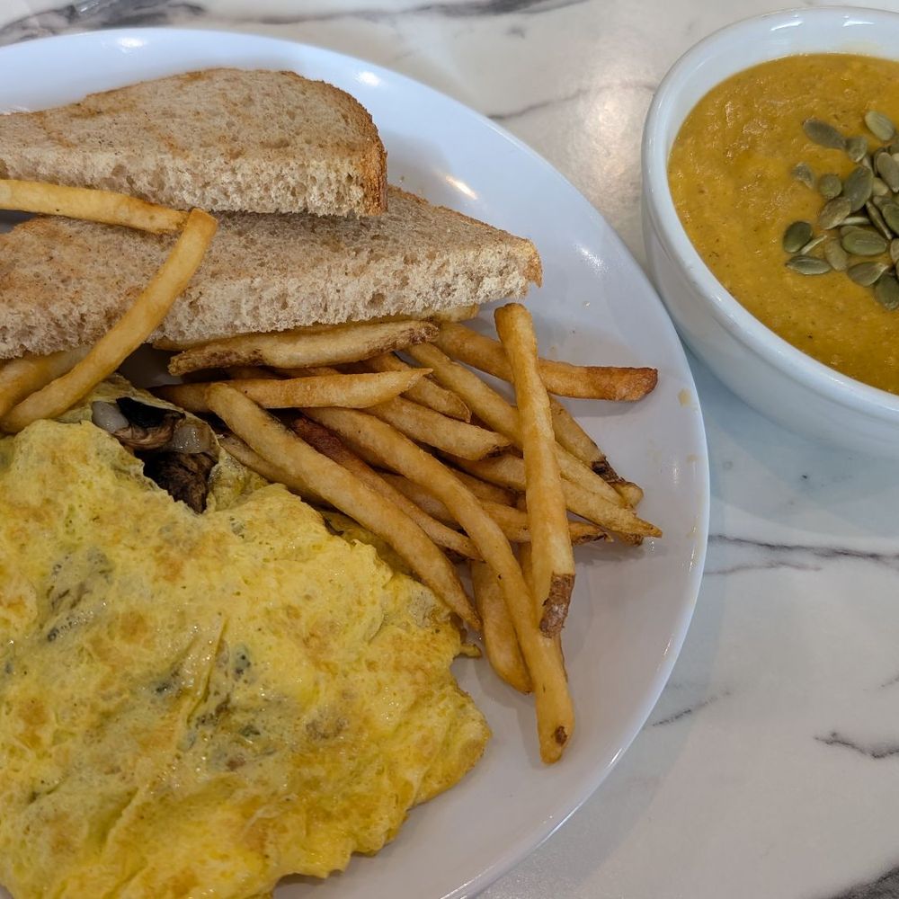 Gussy's Cafe - Breakfast & Brunch Near Me - Jersey City, New Jersey Gussy's Cafe - Breakfast & Brunch Near Me - Jersey City, New Jersey