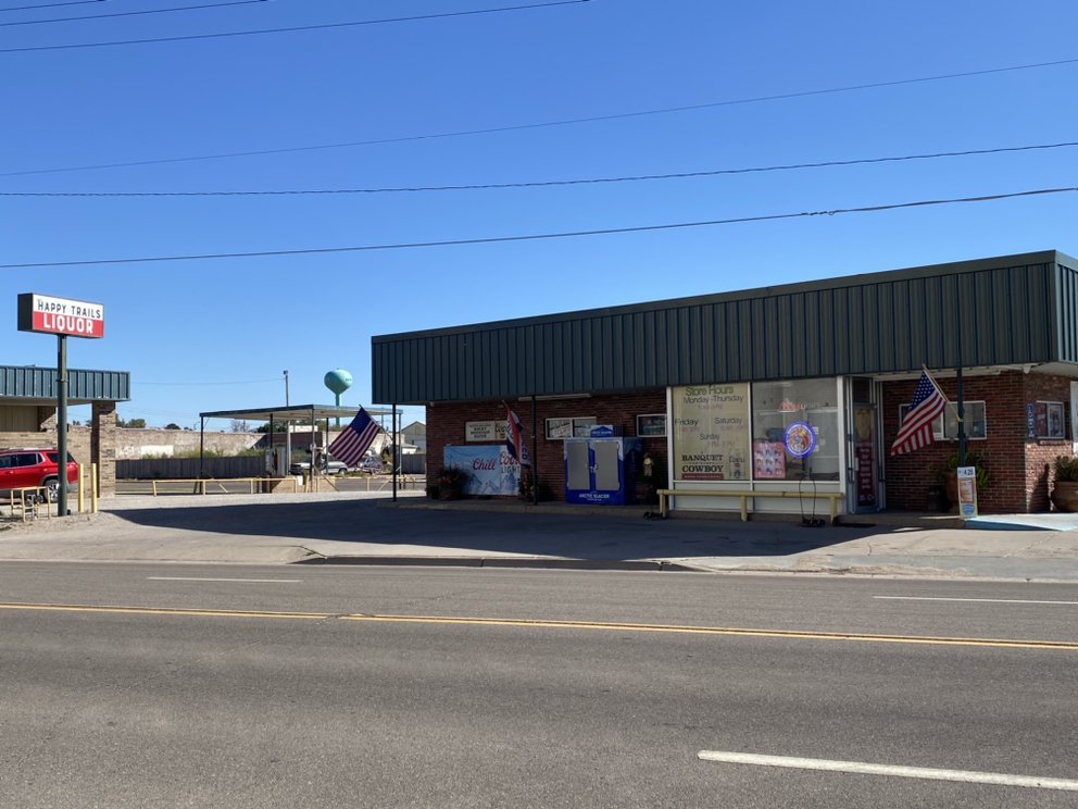 HAPPY TRAILS LIQUOR Updated September 2024 204 Nez Perce, Satanta